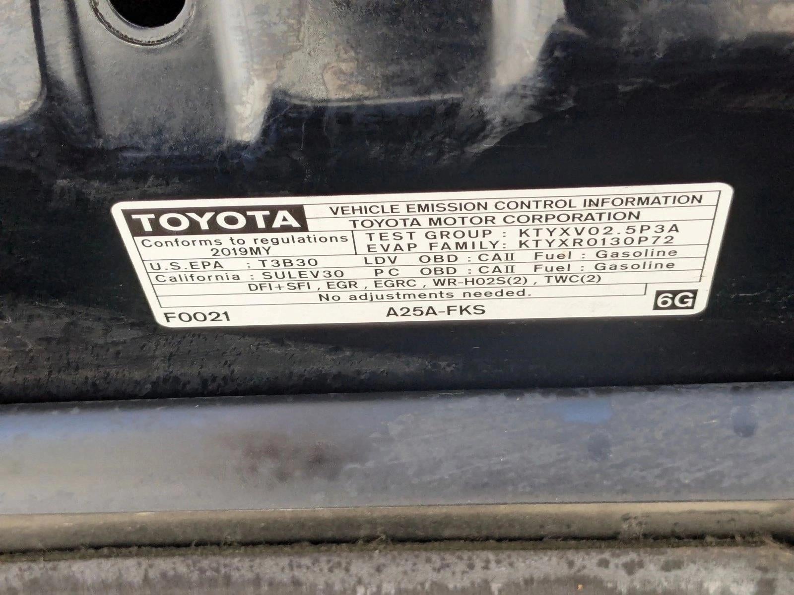 2019 Toyota Camry SE Auto (Natl)