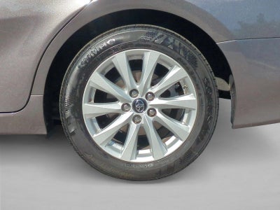 2019 Toyota Camry LE Auto (Natl)