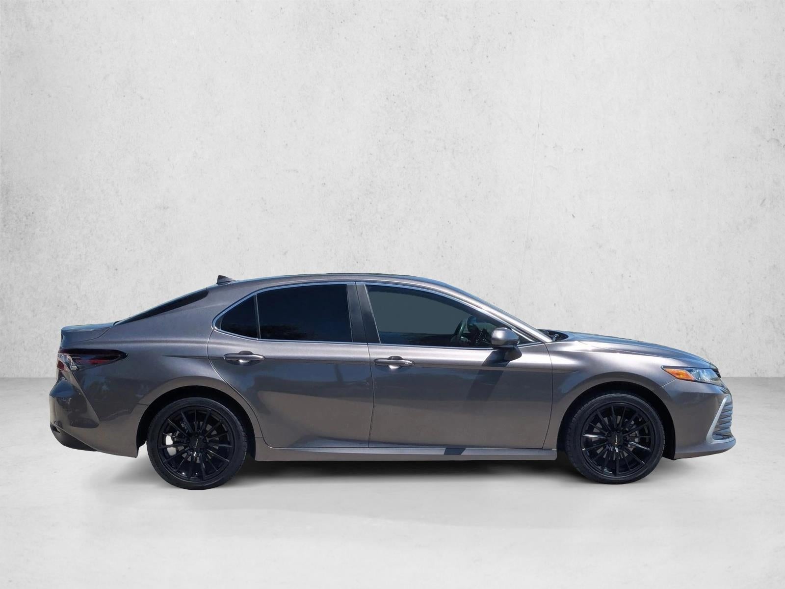 2024 Toyota Camry Hybrid LE CVT (Natl)