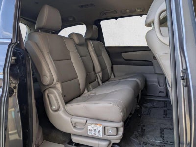 2015 Honda Odyssey Touring with DVD Rear Entertainment System and Navigation