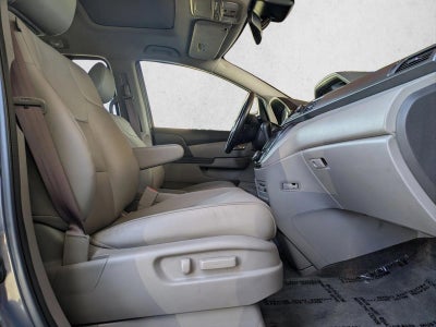 2015 Honda Odyssey Touring with DVD Rear Entertainment System and Navigation