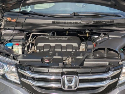 2015 Honda Odyssey Touring with DVD Rear Entertainment System and Navigation