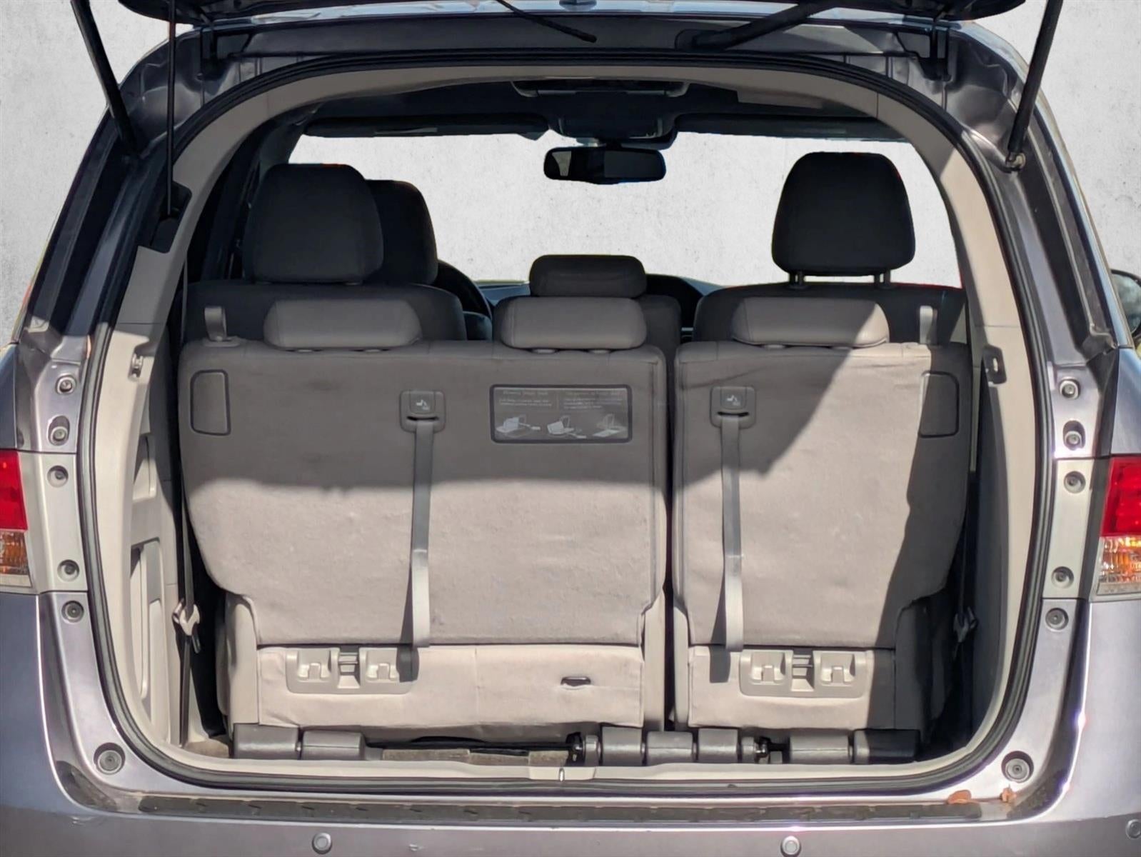 2015 Honda Odyssey Touring with DVD Rear Entertainment System and Navigation