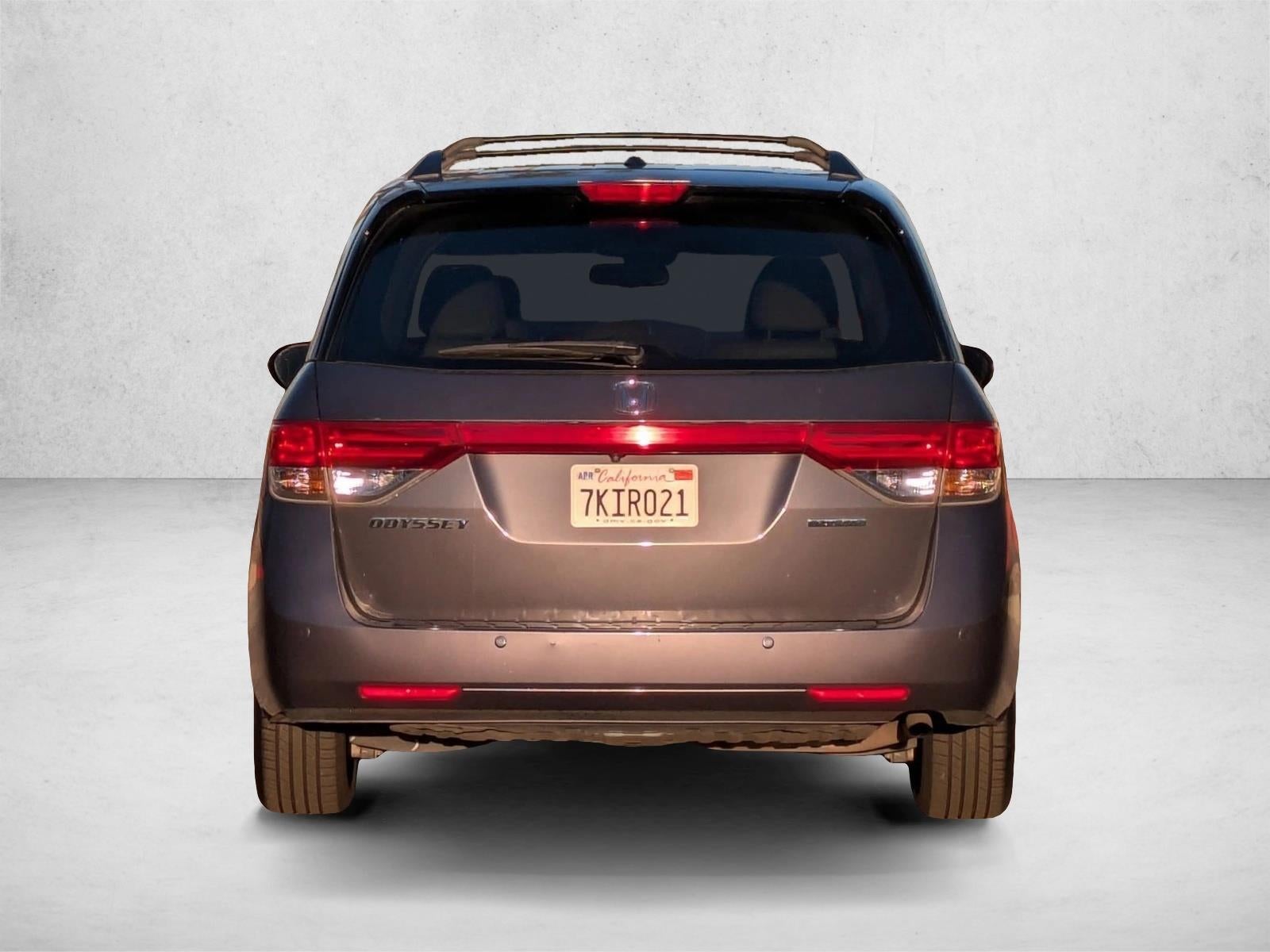 2015 Honda Odyssey Touring with DVD Rear Entertainment System and Navigation