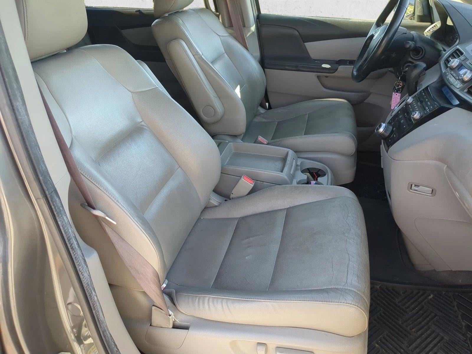 2012 Honda Odyssey Touring with DVD Rear Entertainment System and Navigation