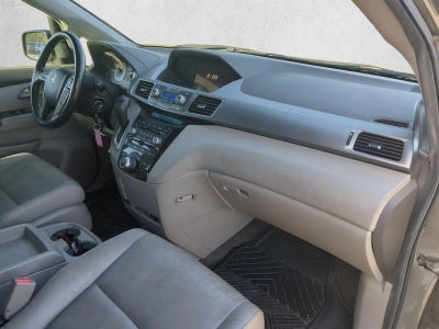 2012 Honda Odyssey Touring with DVD Rear Entertainment System and Navigation