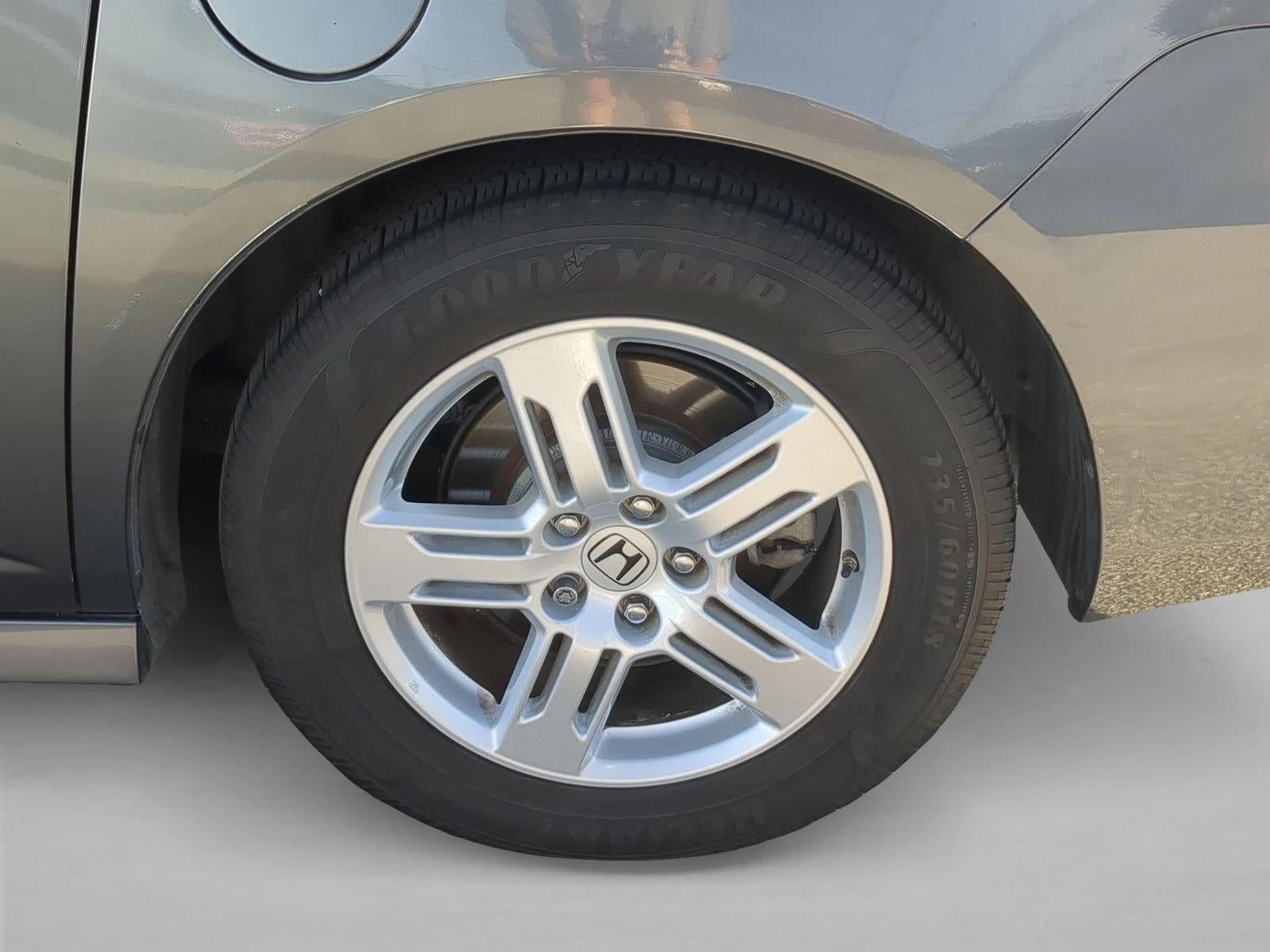 2012 Honda Odyssey Touring with DVD Rear Entertainment System and Navigation