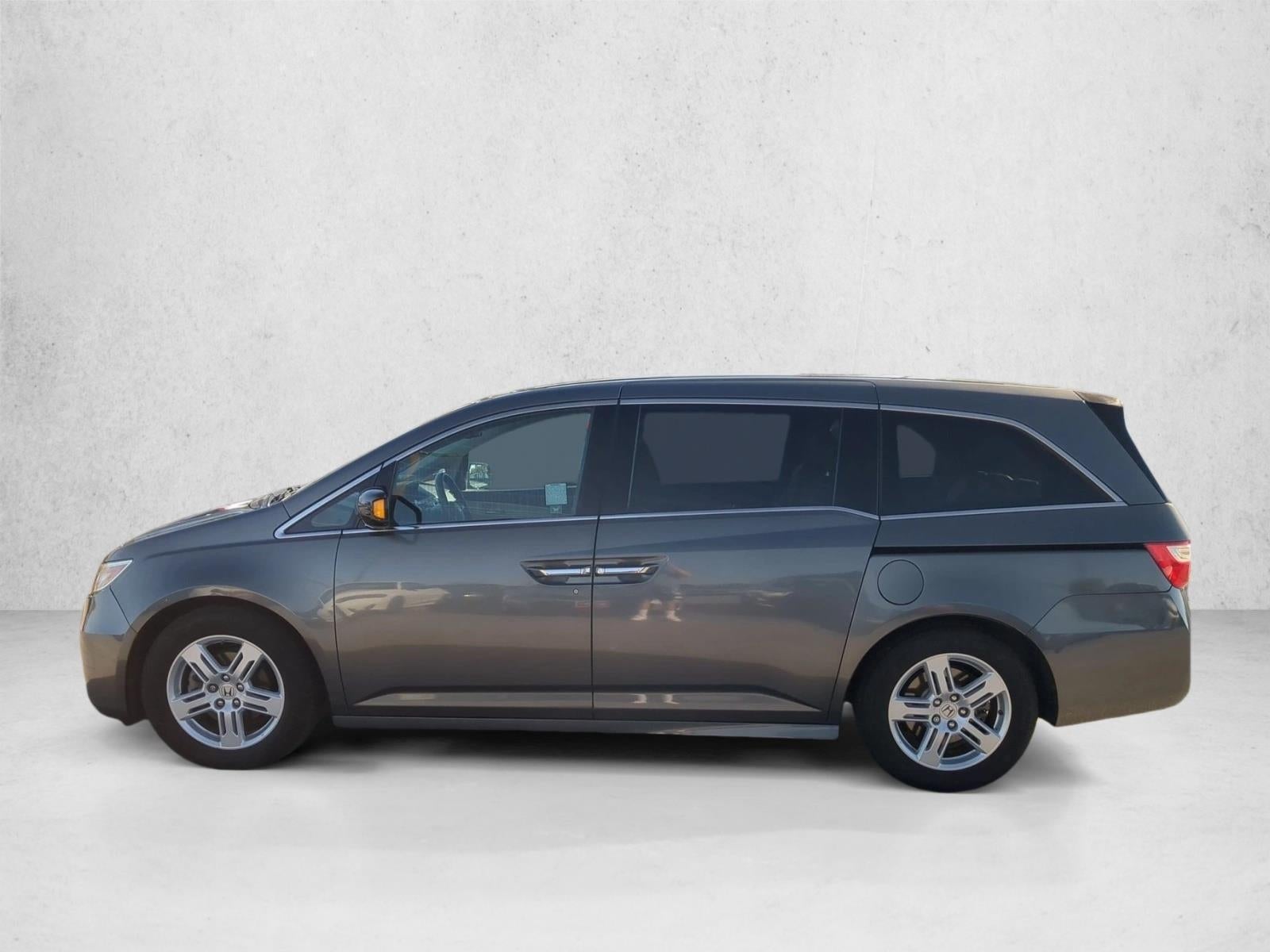 2012 Honda Odyssey Touring with DVD Rear Entertainment System and Navigation