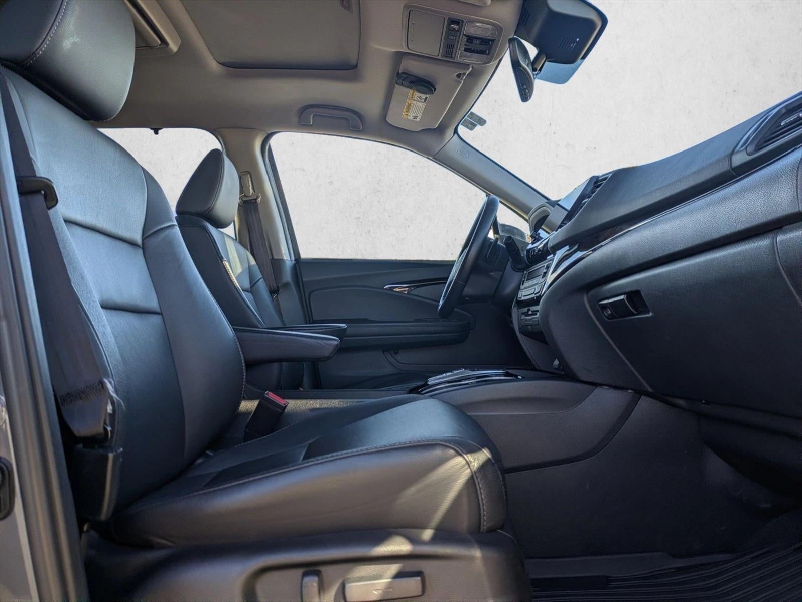 2022 Honda Pilot Touring 7-Passenger 2WD