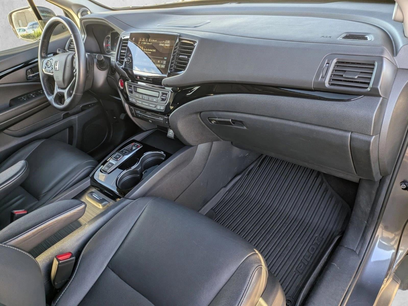 2022 Honda Pilot Touring 7-Passenger 2WD