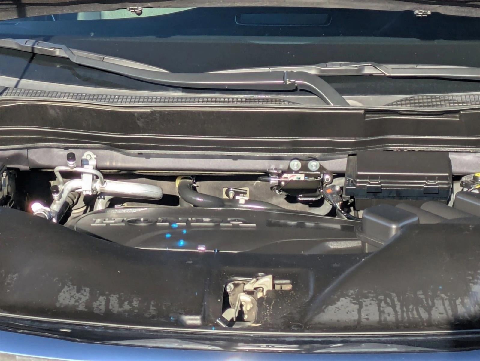 2022 Honda Pilot Touring 7-Passenger 2WD