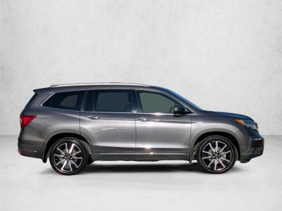 2022 Honda Pilot Touring 7-Passenger 2WD