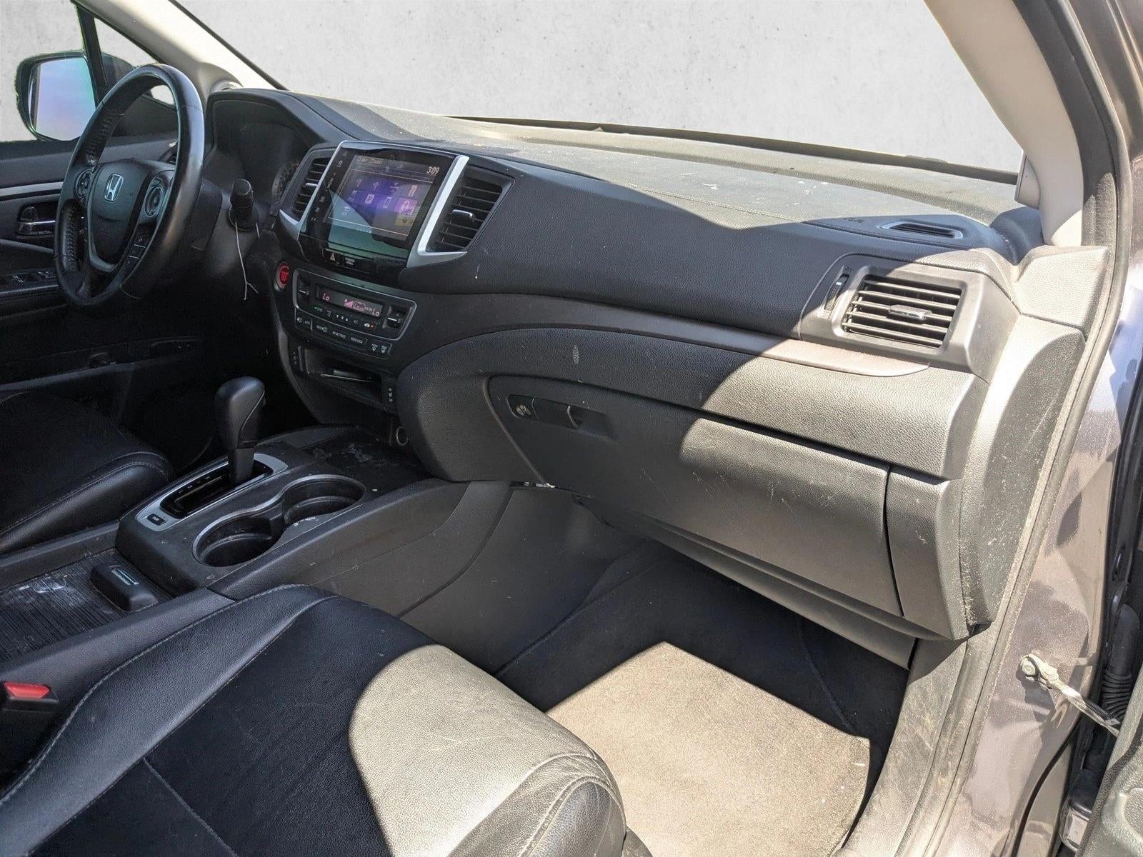 2017 Honda Pilot EX-L w/Navigation 2WD