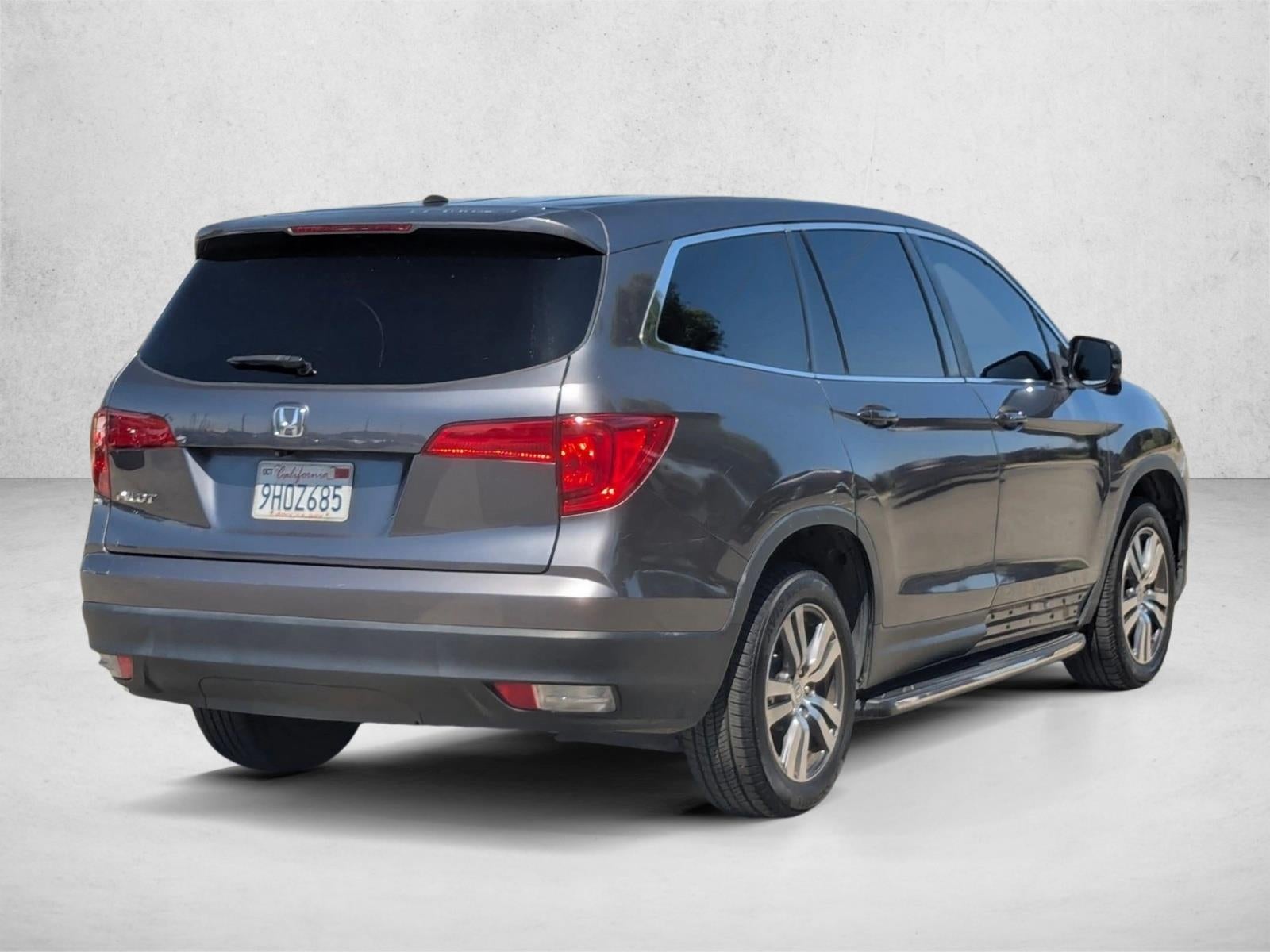 2017 Honda Pilot EX-L w/Navigation 2WD