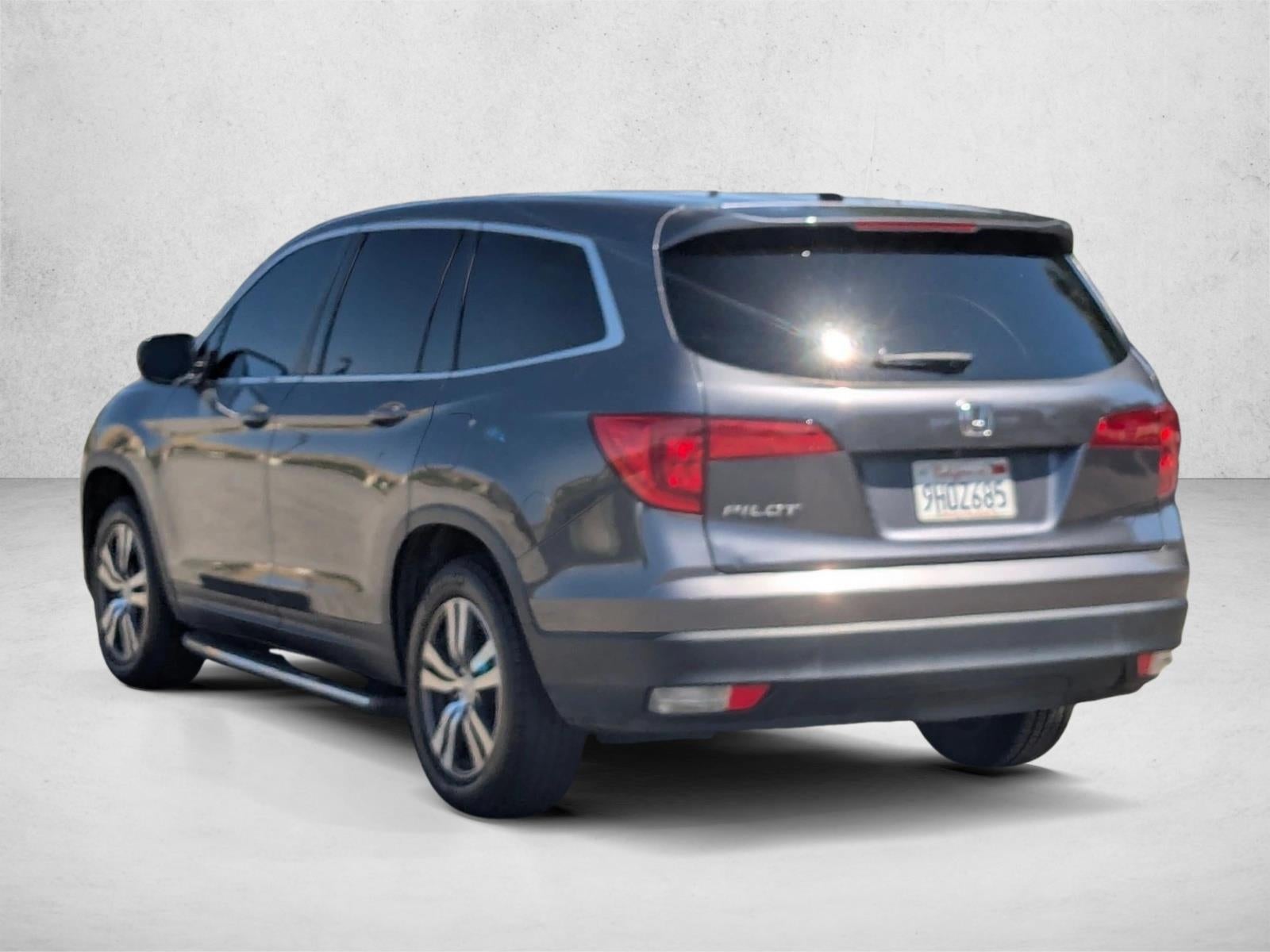 2017 Honda Pilot EX-L w/Navigation 2WD