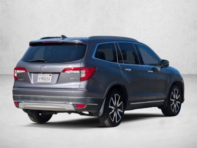 2022 Honda Pilot Touring 8-Passenger 2WD