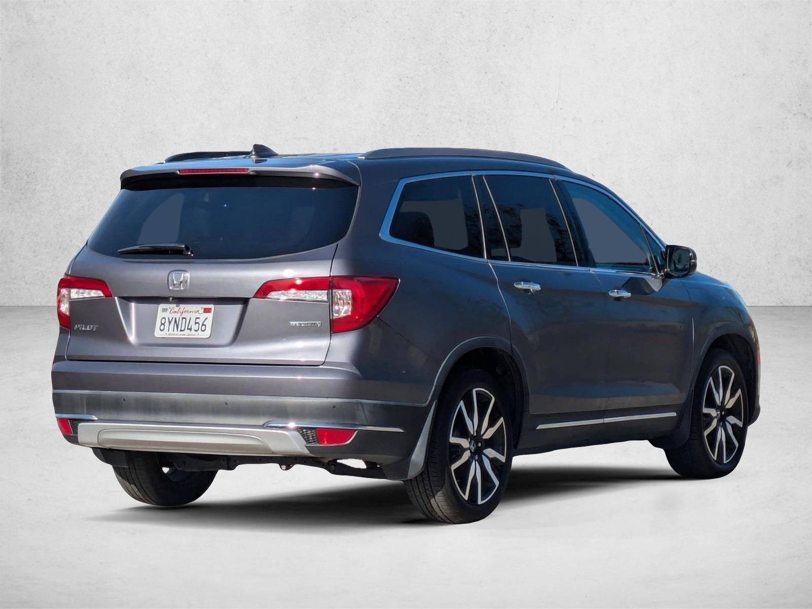 2022 Honda Pilot Touring 8-Passenger 2WD