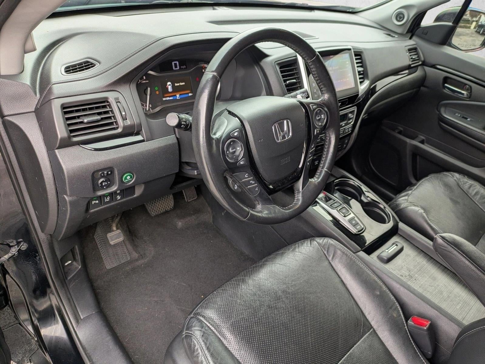 2016 Honda Pilot AWD 4dr Elite with DVD Rear Entertainment System and Navigation