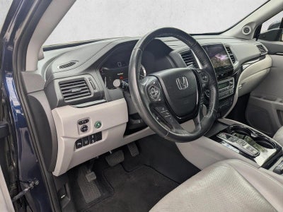 2016 Honda Pilot AWD 4dr Elite with DVD Rear Entertainment System and Navigation