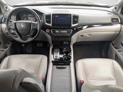 2016 Honda Pilot AWD 4dr Elite with DVD Rear Entertainment System and Navigation