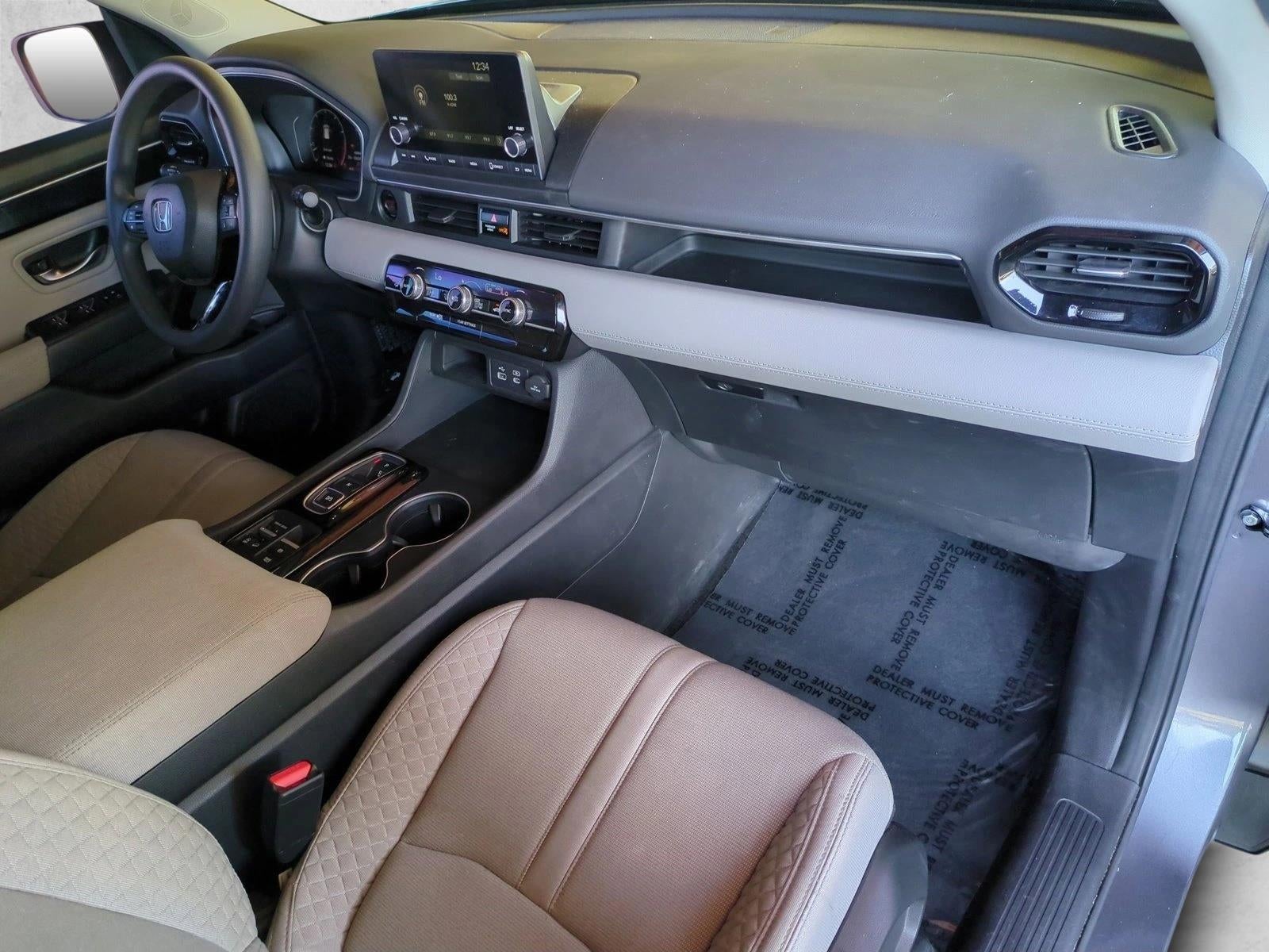 2023 Honda Pilot LX AWD