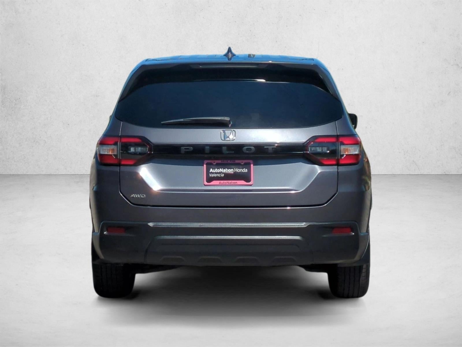 2023 Honda Pilot LX AWD