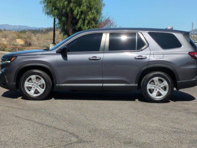 2023 Honda Pilot LX AWD