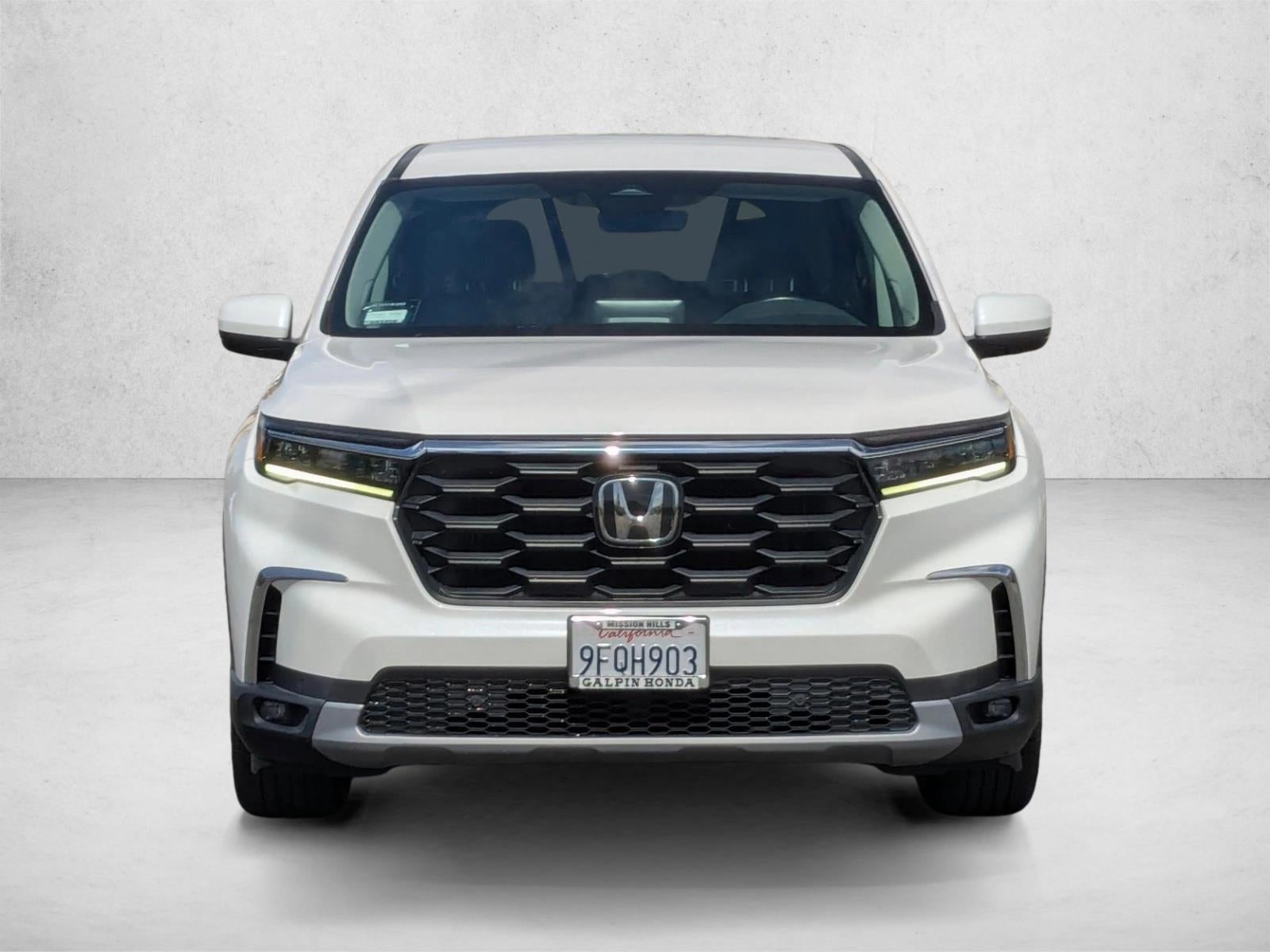 2023 Honda Pilot EX-L 8 Passenger AWD