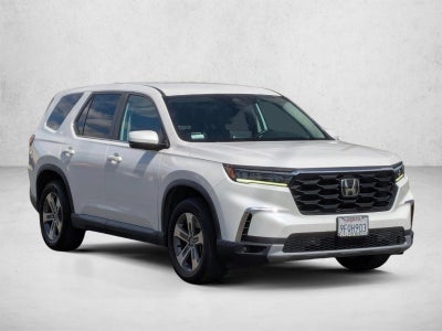 2023 Honda Pilot EX-L 8 Passenger AWD