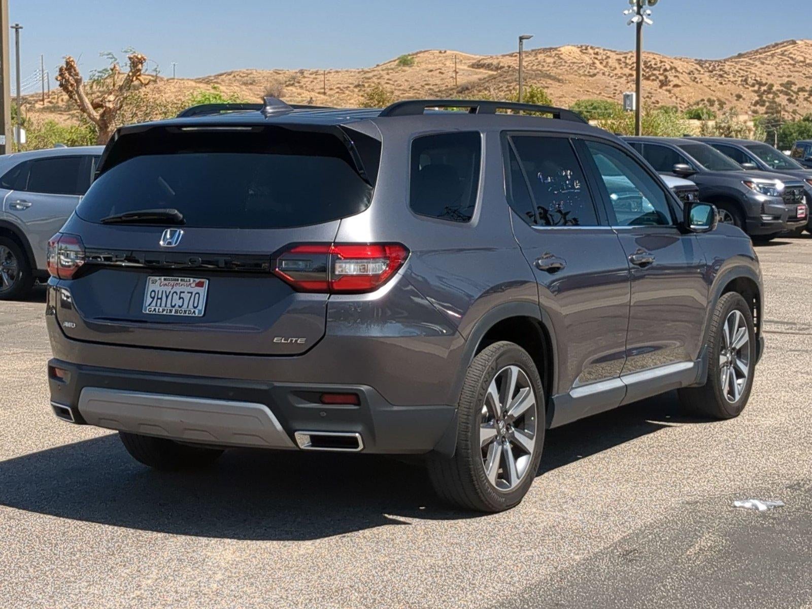 2023 Honda Pilot Elite AWD