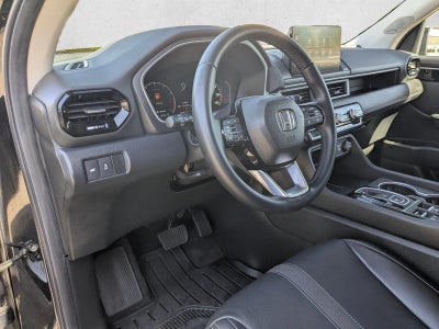 2025 Honda Pilot Touring 2WD