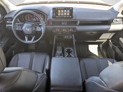 2025 Honda Pilot Touring 2WD
