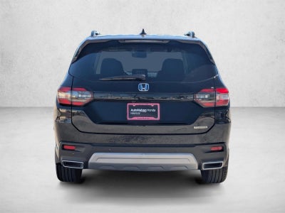 2025 Honda Pilot Touring 2WD