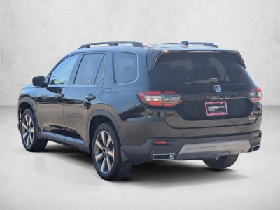 2025 Honda Pilot Touring 2WD