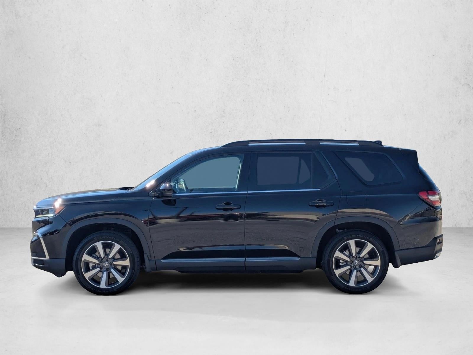 2025 Honda Pilot Touring 2WD