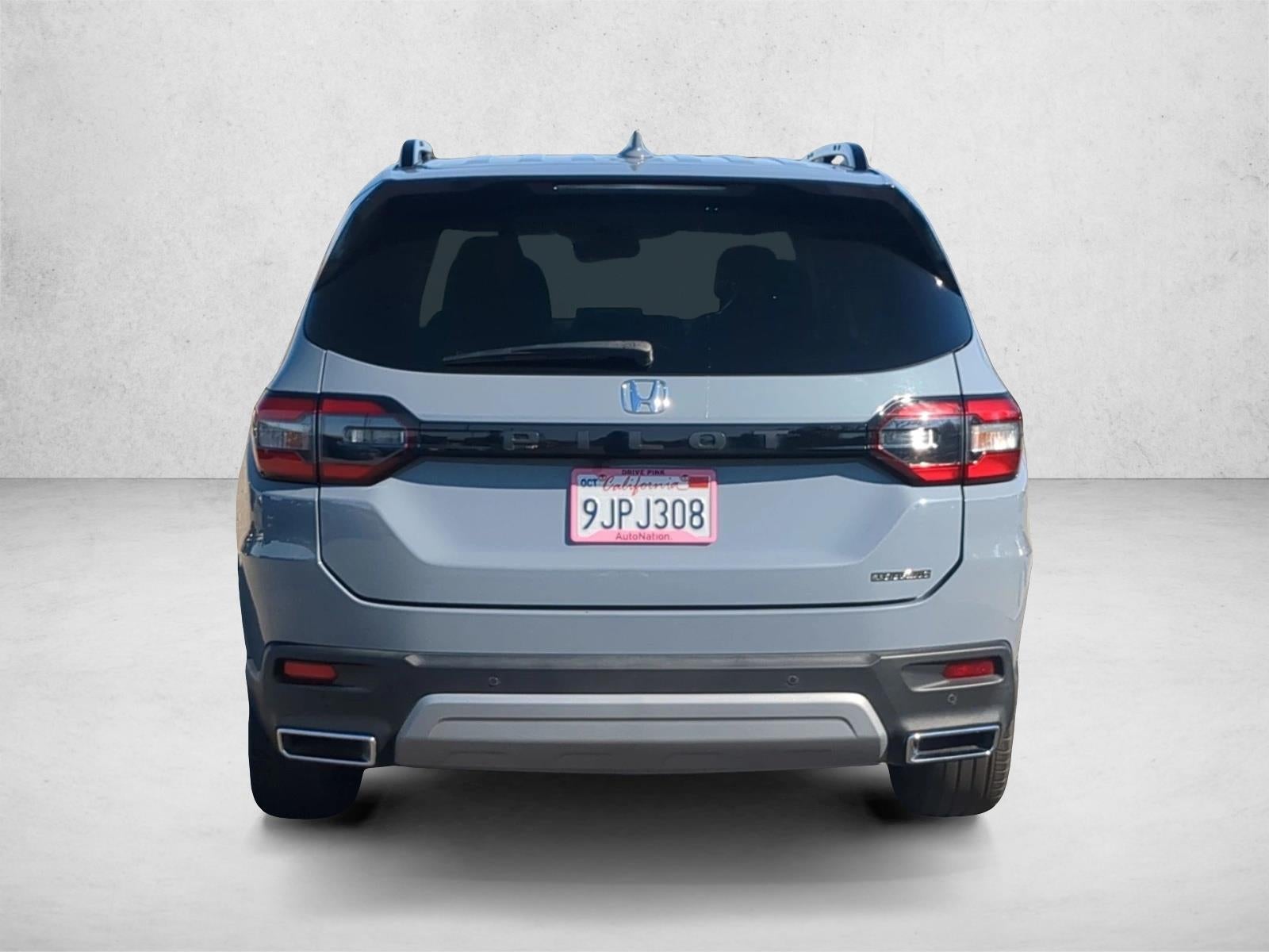 2024 Honda Pilot Touring 2WD