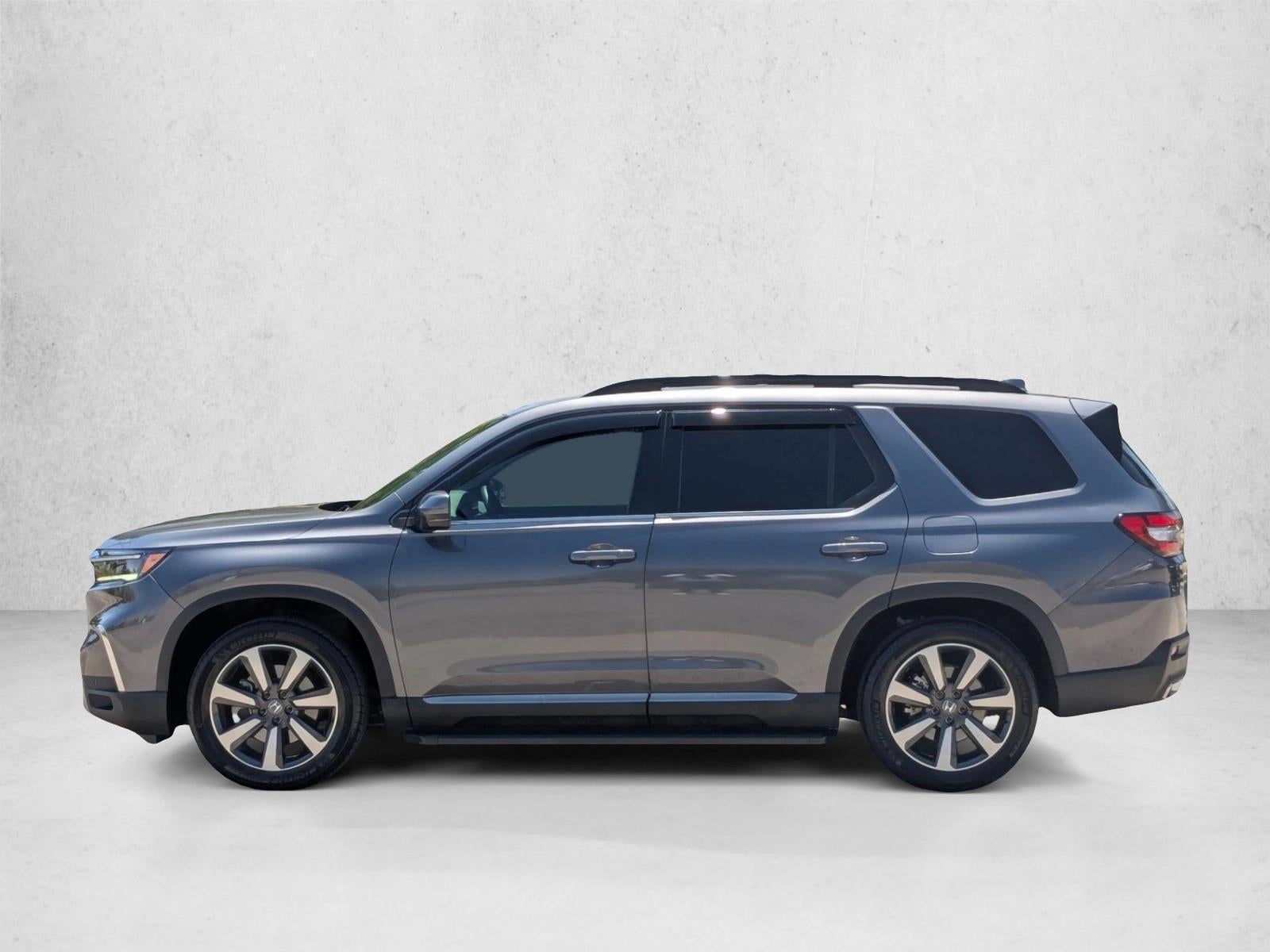 2025 Honda Pilot Touring 2WD