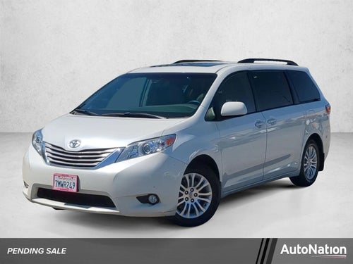 2015 Toyota Sienna 5dr 8-Pass Van XLE FWD (Natl)