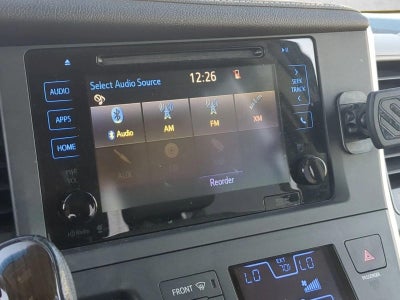 2015 Toyota Sienna 5dr 8-Pass Van XLE FWD (Natl)