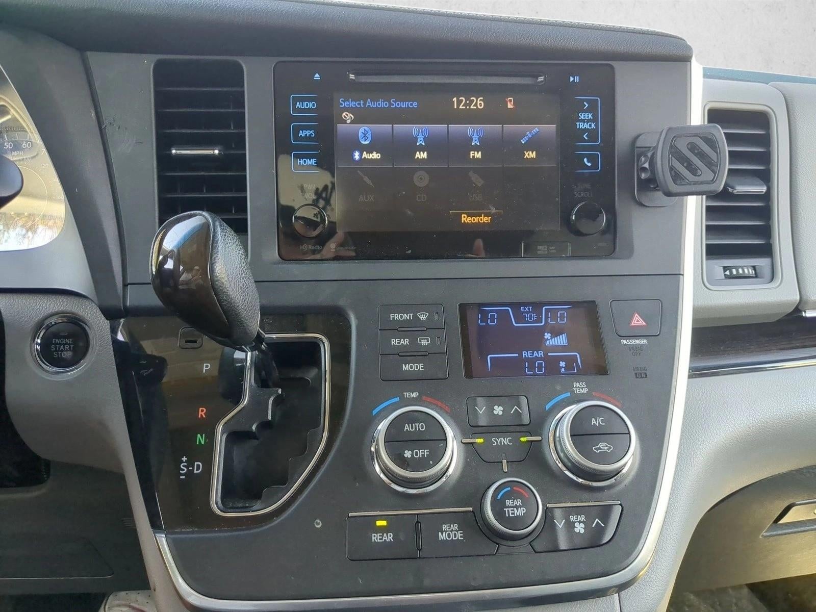 2015 Toyota Sienna 5dr 8-Pass Van XLE FWD (Natl)