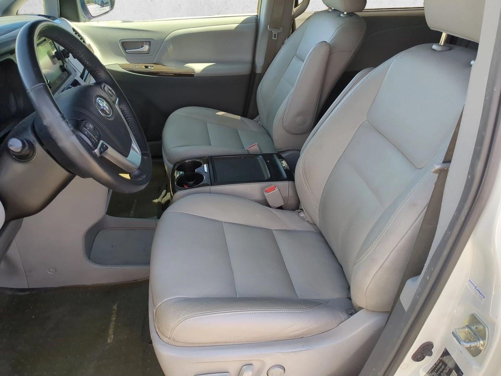 2015 Toyota Sienna 5dr 8-Pass Van XLE FWD (Natl)