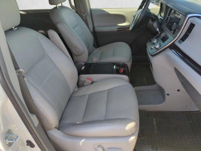 2015 Toyota Sienna 5dr 8-Pass Van XLE FWD (Natl)