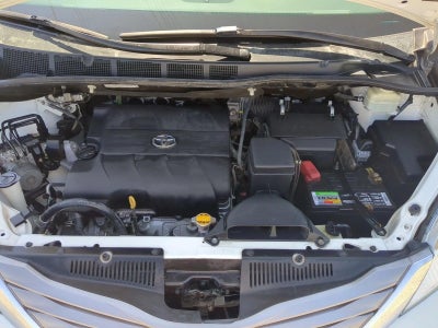 2015 Toyota Sienna 5dr 8-Pass Van XLE FWD (Natl)