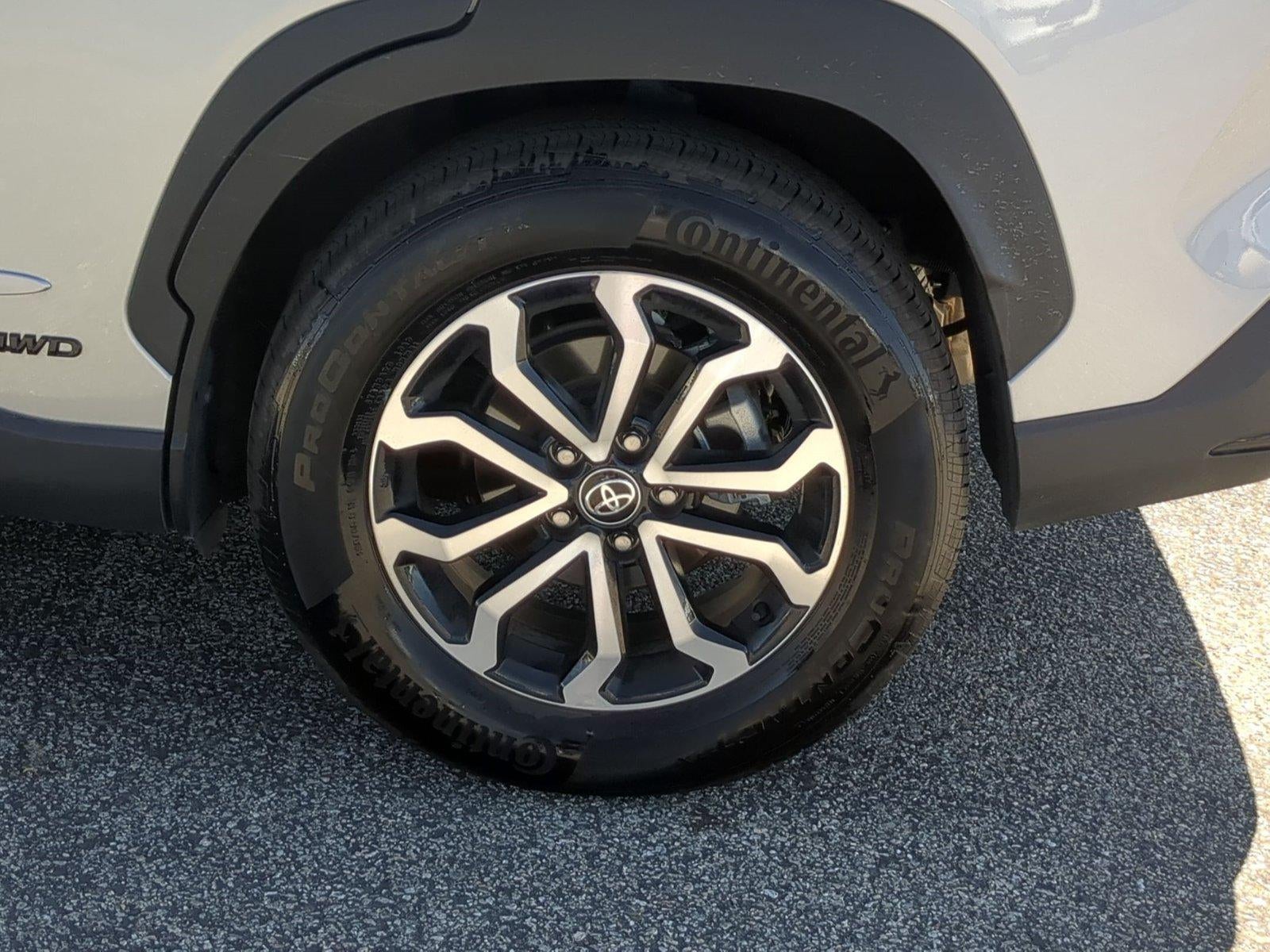 2024 Toyota Corolla Cross Hybrid SE 4WD (Natl)