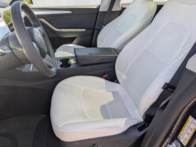 2024 Tesla Model Y RWD *Ltd Avail*