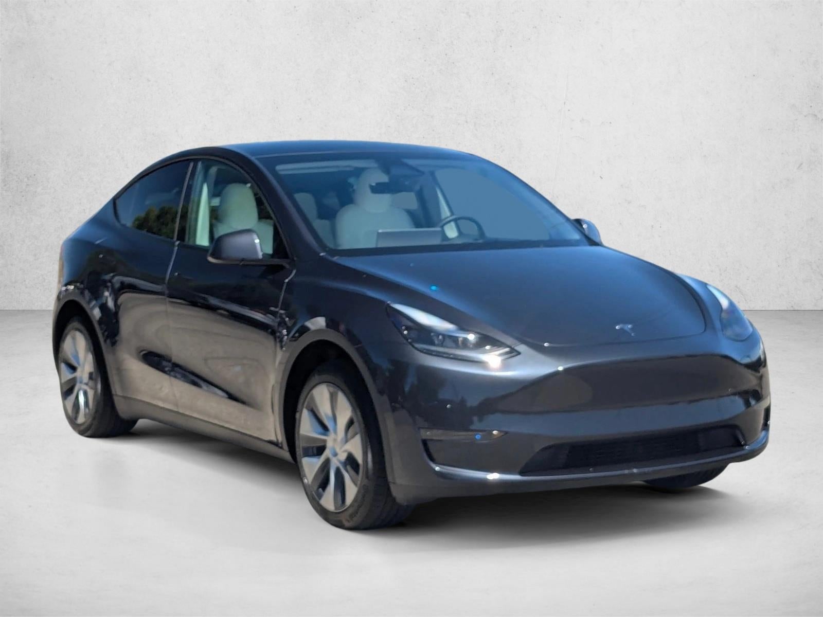 2024 Tesla Model Y RWD *Ltd Avail*