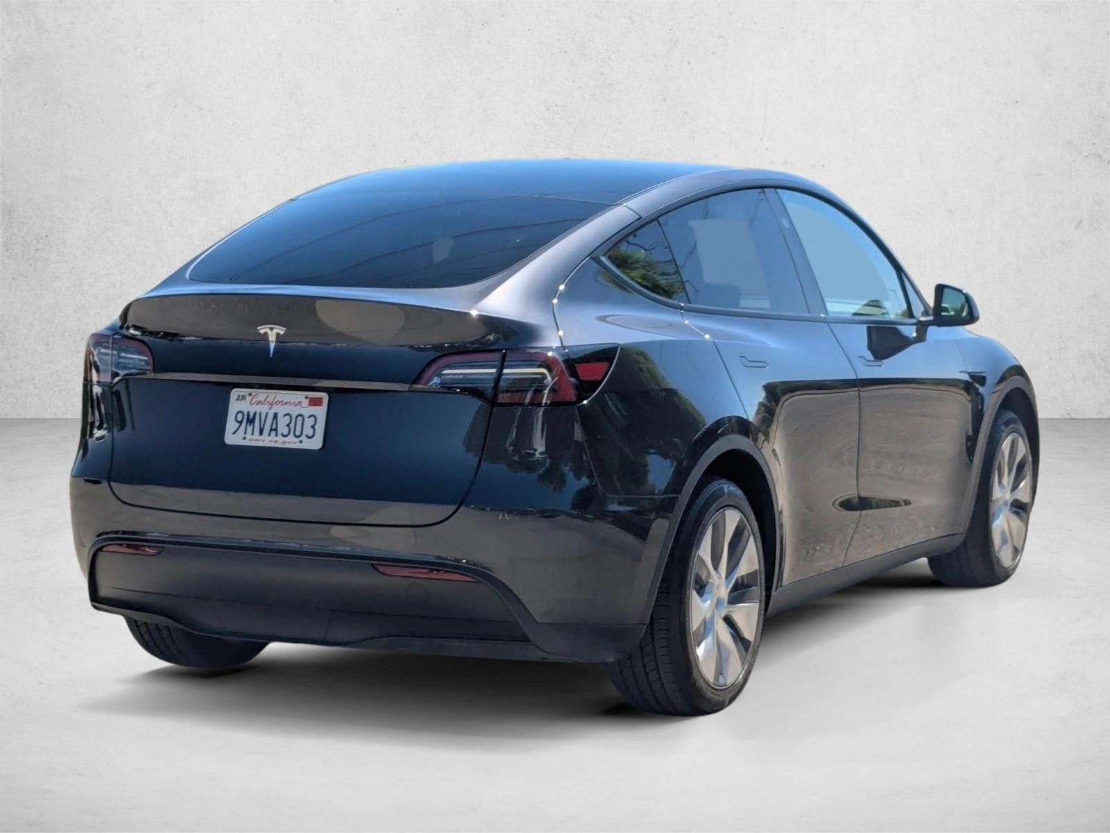 2024 Tesla Model Y RWD *Ltd Avail*