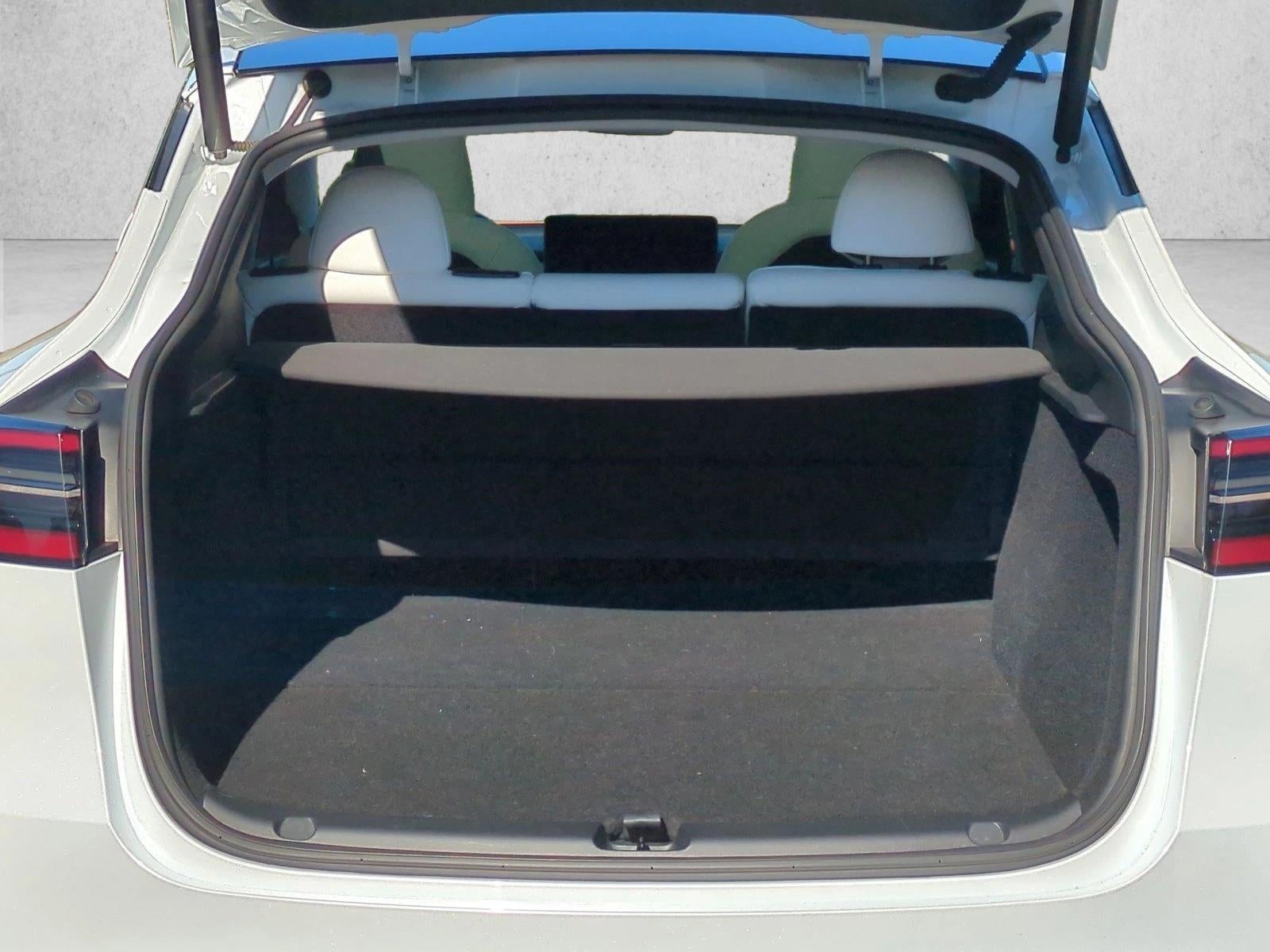 2024 Tesla Model Y Long Range AWD