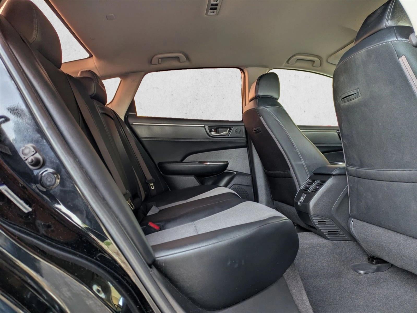 2018 Honda Clarity Plug-In Hybrid Sedan