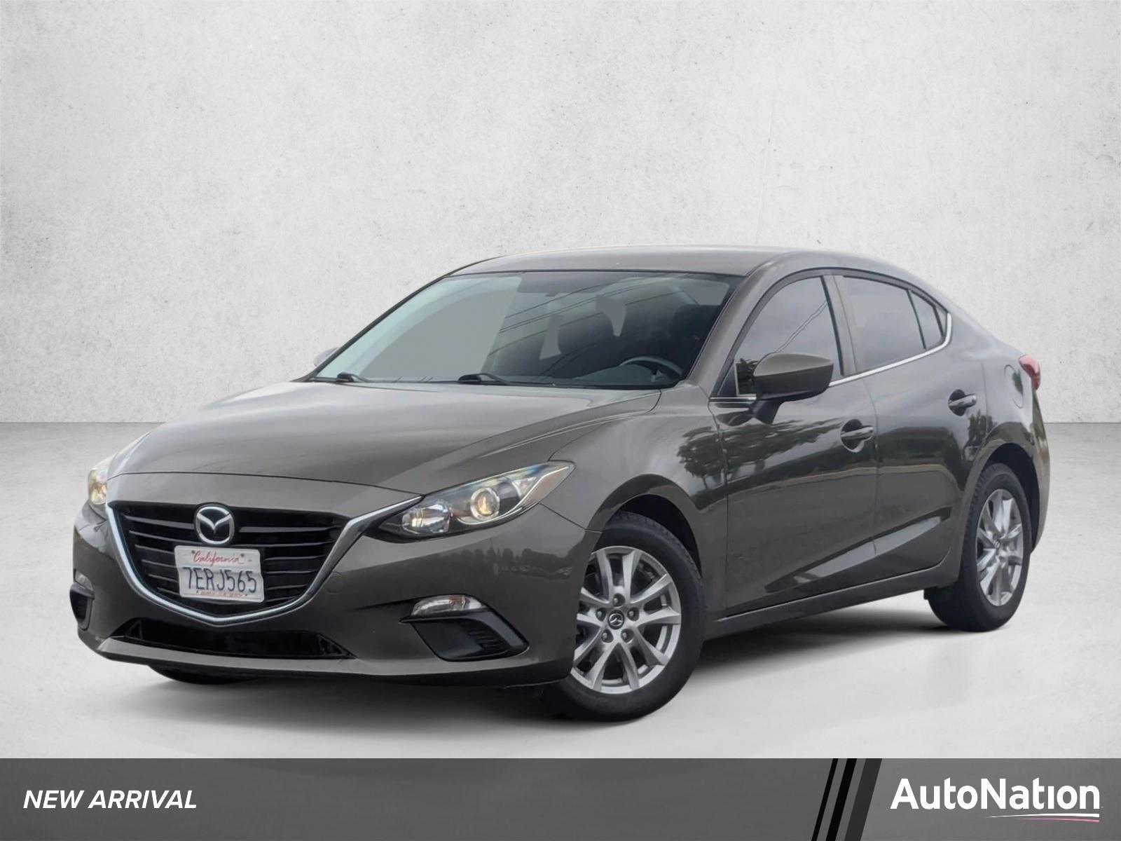 2014 Mazda Mazda3 4dr Sdn Man i Touring